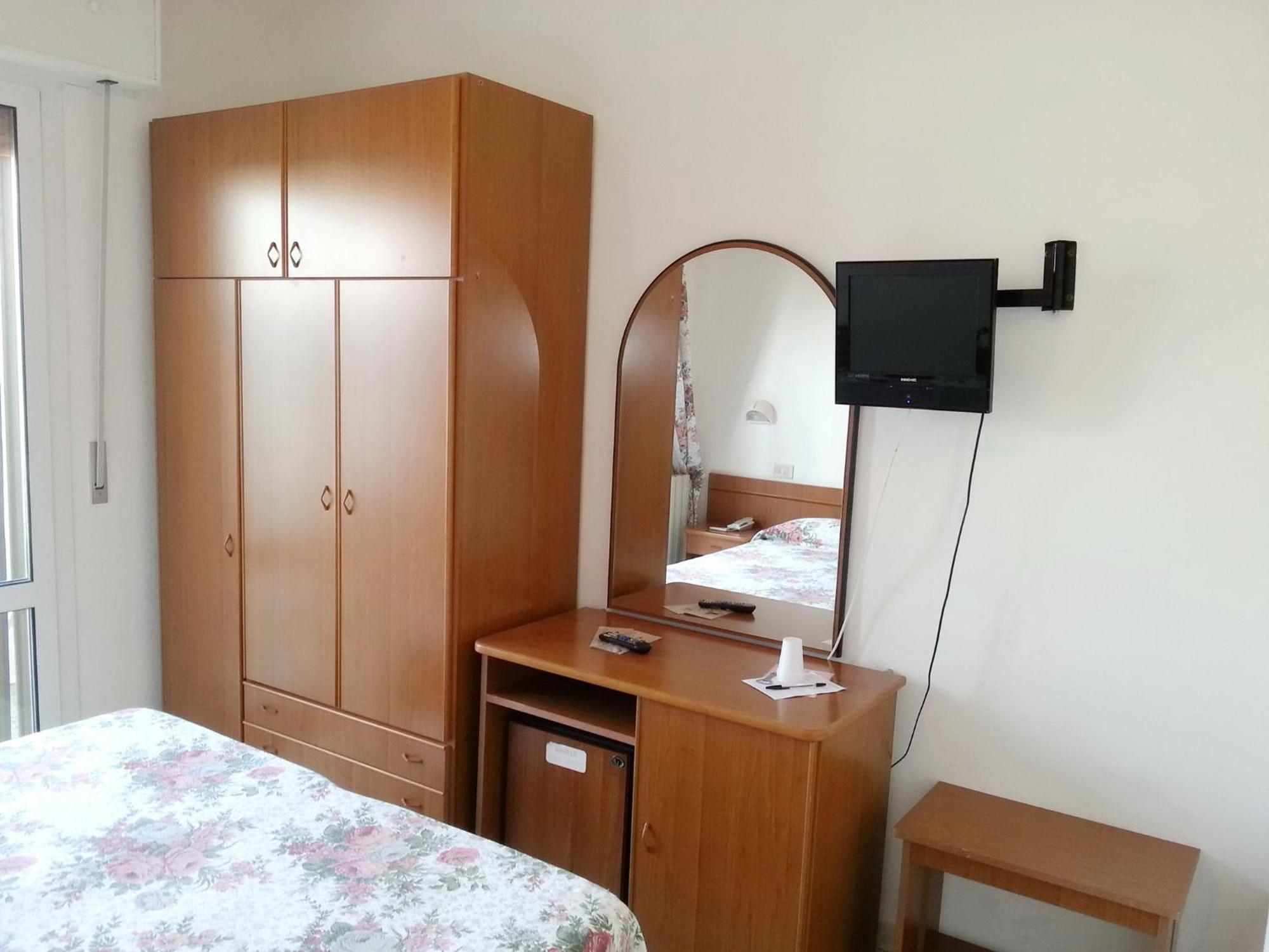 Hotel Vecchia Rimini Llido Degli Estensi Bilik gambar
